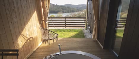 AQUILON | 1 chambre, literie de qualité supérieure, couette en duvet d'oie
