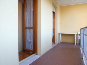 Apartment, 2 Bedrooms, Balcony | Balcony