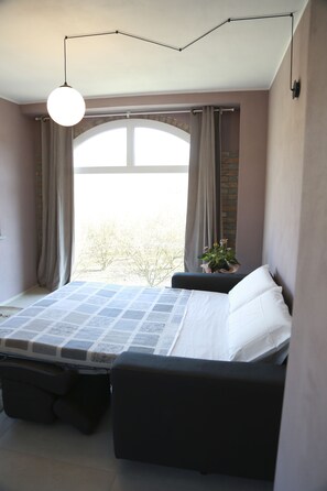 2 quartos, escrivaninha, Wi-Fi, roupa de cama
