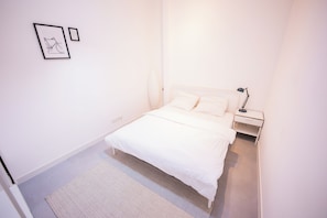 Apartment | 2 bedrooms, iron/ironing board - Lombardhof  (Rotterdam)