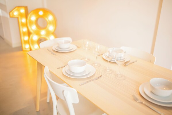 Apartament | Zona de menjador de l'habitació