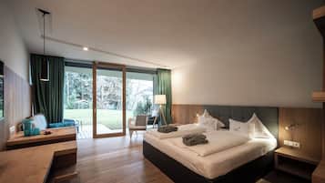 Allergikerbettwaren, Minibar, Zimmersafe, individuell eingerichtet