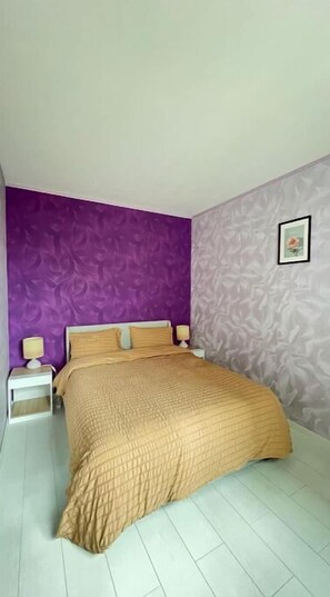 2 多间卧室、熨斗/熨衣板、免费 WiFi、床单