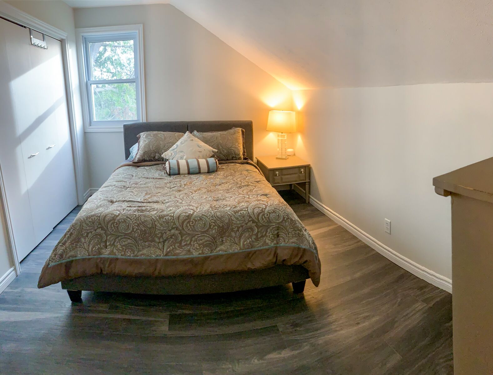 3 bedrooms, iron/ironing board, travel crib, WiFi