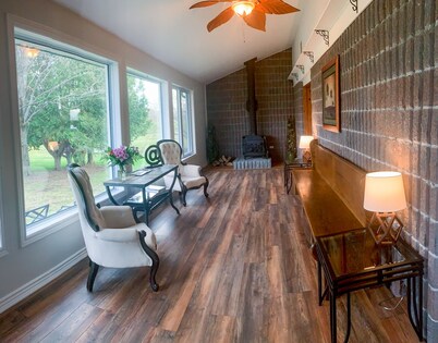 Beautiful farmhouse with horses, pet friendly & close to Prince Edward County.