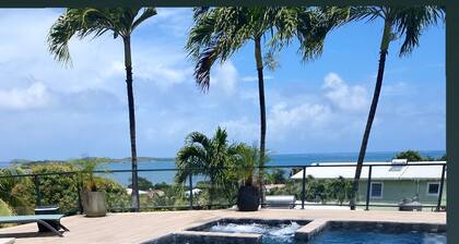 Villa Cloya, Sea View