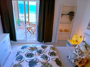 2 slaapkamers, een strijkplank/strijkijzer, wifi, beddengoed