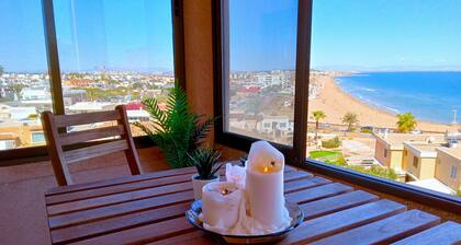 Espectacular chalet soleado ubicado a sólo 100 metros de la playa