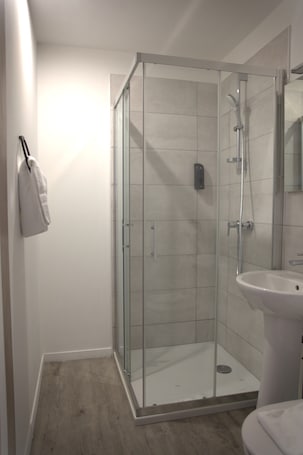 Miscellaneous. Relais 375