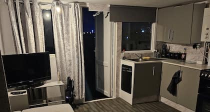 Immaculate 3-bed Chalet in Sheerness