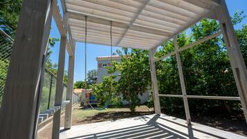 Außen-Kinderspielplatz