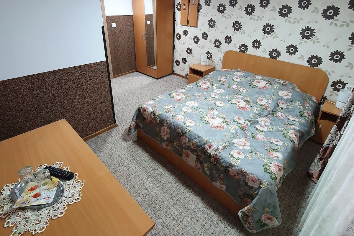 Double Room | 1 bedroom, desk, free WiFi