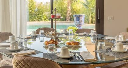 Onda 8, Emma Villas - Quatre Chambres Villa, Couchages 8