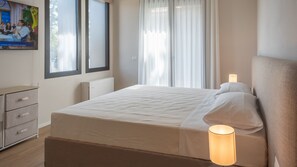 4 Schlafzimmer, Bügeleisen/Bügelbrett, kostenloses WLAN, Bettwäsche
