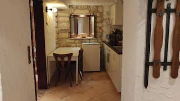 Comfort-Apartment | 1 Schlafzimmer, kostenloses WLAN, Bettwäsche