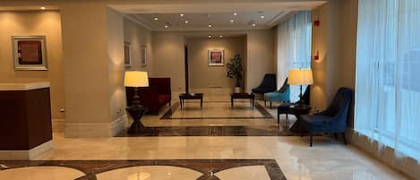 Khu tiếp khách ở sảnh