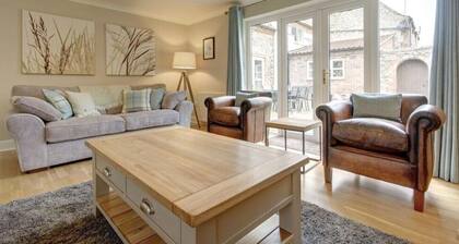 Luxury Holiday Cottage, Docking. North Norfolk