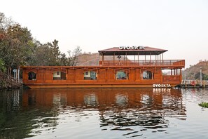 Front of property - Ekta Houseboat Statue Of Unity Kevadia (Rajpipla)