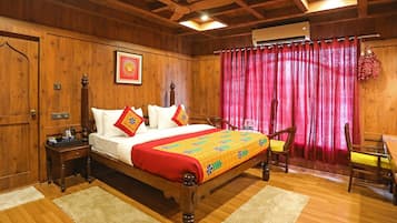 Klassieke kamer | Een strijkplank/strijkijzer, gratis wifi, beddengoed