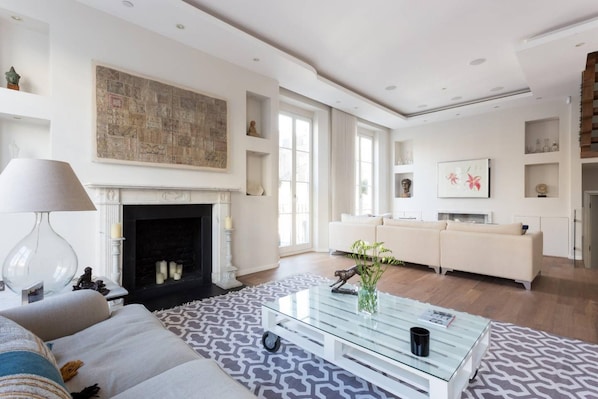 House | 4 bedrooms - Spectacular Unique 4bed House in Pimlico (London)
