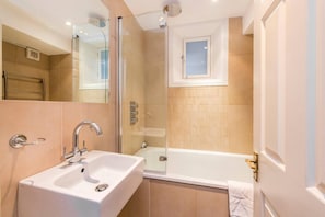 Apartment | 2 bedrooms, Internet - 2-bed Flat in Paddington Near Hyde Park (London)