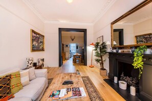 2 bedrooms, Internet - 2-bed Flat in Paddington Near Hyde Park (London)
