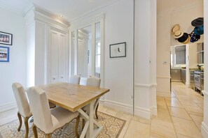 Apartment | 2 bedrooms, Internet - Cute 2-bed Chelsea Apartment (London)