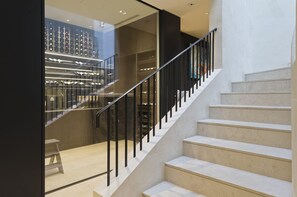 5 bedrooms, Internet - Stunning 5 bed Fulham Home w Indoor Pool Sauna and Private Garden (London)