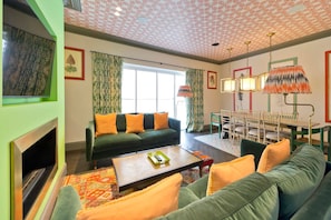 3 bedrooms, Internet - 3 Bed Kensington Garden Flat (London)