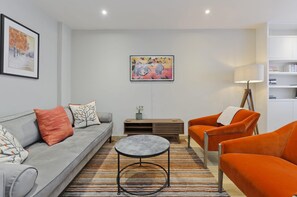 Ferienhaus | 2 Schlafzimmer, Schreibtisch, Internetzugang