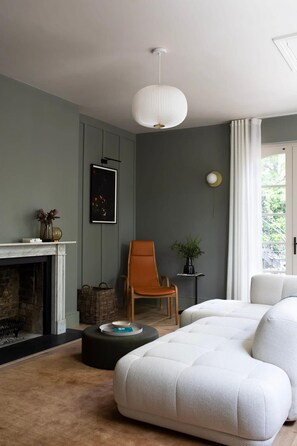 House | 3 bedrooms, Internet - Designer Canal House 2 or 3 Bed Little Venice (London)