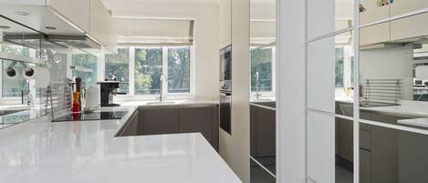 Apartment | 3 bedrooms, Internet