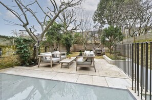 Casa | 5 quartos, acesso à internet de alta velocidade