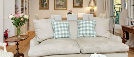 하우스 | 4 개의 침실, 인터넷