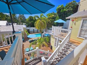 Room 26 - Premium - King Bed | วิวจากห้องพัก