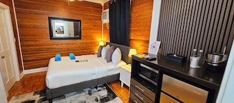 Bishop Hotel Key West