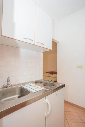 Studio (Željko - spacious and affordable - S) | Eget kök