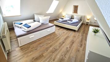 2 bedrooms, WiFi, bed sheets