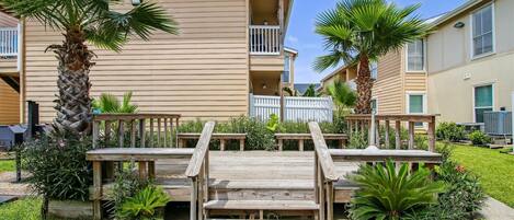 Condo (1 Bedroom) | Property amenity