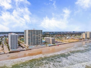 Condo (3 Bedrooms) | Property amenity - Opus 501 by Distinctive Beach Rentals (Daytona Beach Shores)