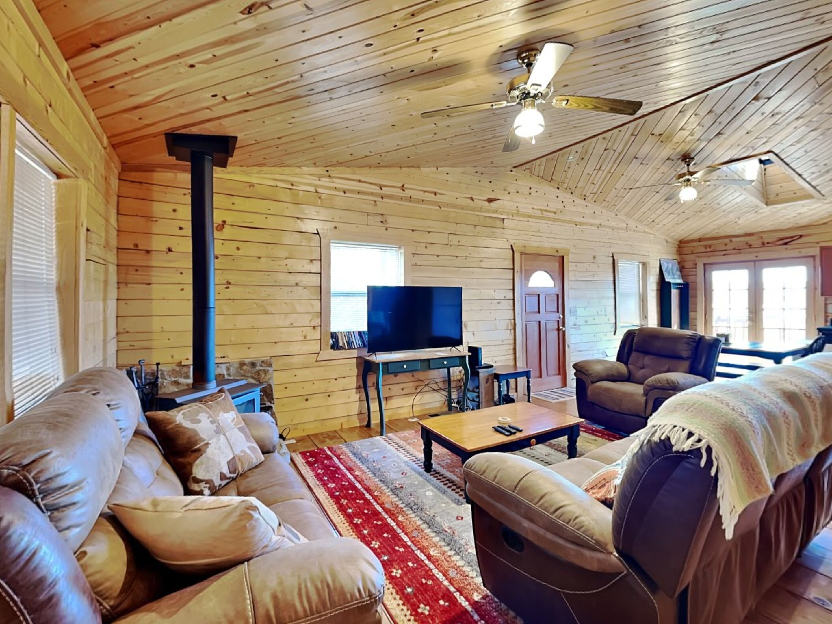 House (3 Bedrooms) | Property amenity