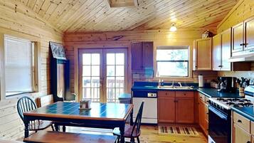 Casa (3 Bedrooms) | Servicio de la propiedad