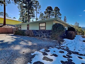 獨棟房屋 (4 Bedrooms) | 住宿設施服務