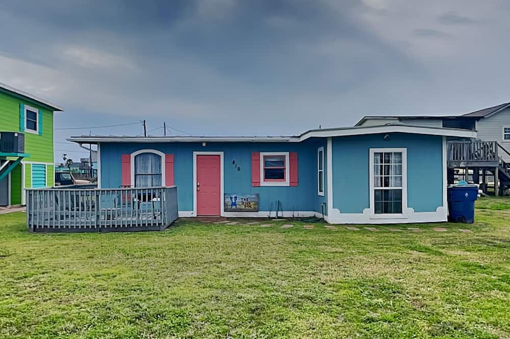Surfside Escape by Ryson Vacation Rentals - Shy Pond, TX