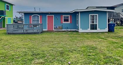Surfside Escape by Ryson Vacation Rentals