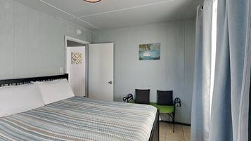 House (2 Bedrooms) | Property amenity