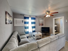 House (2 Bedrooms) | Property amenity