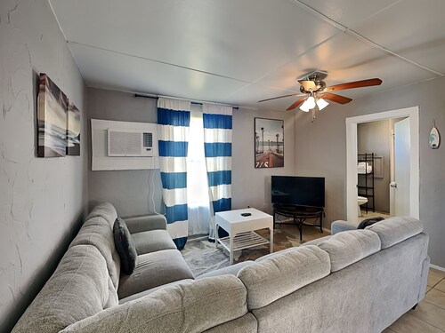 Surfside Escape by Ryson Vacation Rentals