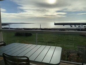 Outdoor dining - Presquîle de Rhuys Appartement vue Mer. Première Ligne (Sarzeau)