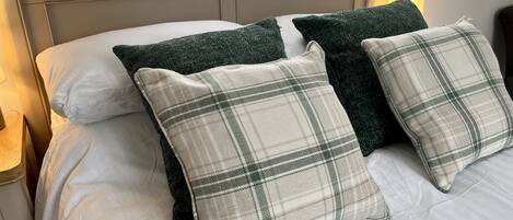 1 bedroom, desk, iron/ironing board, travel cot